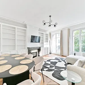 https://appartement-parisien-spacieux-marais-rivoli.fr-paris.fr