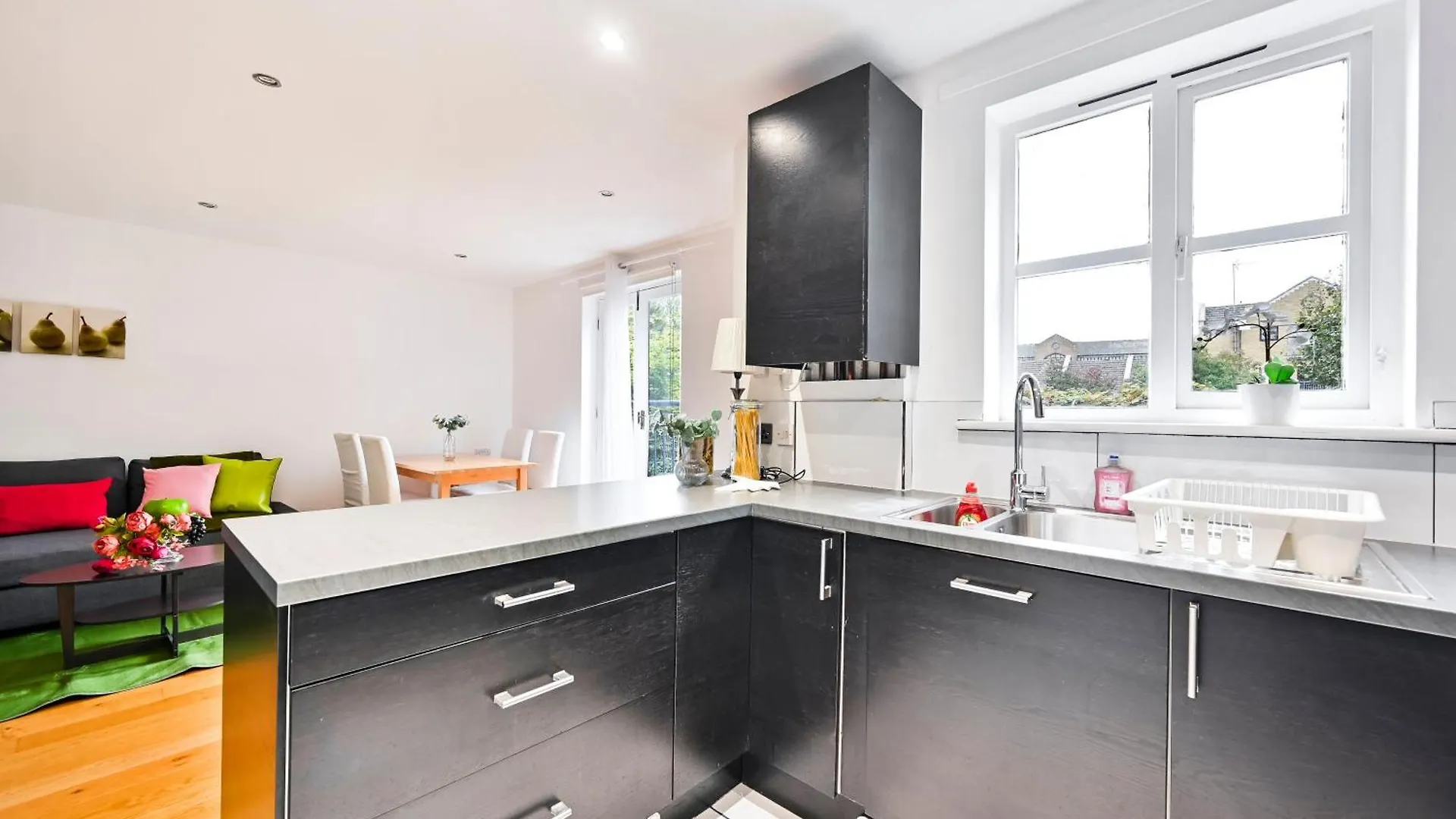 Апартаменты Cozy Corner Near Tower Bridge Лондон Великобритания