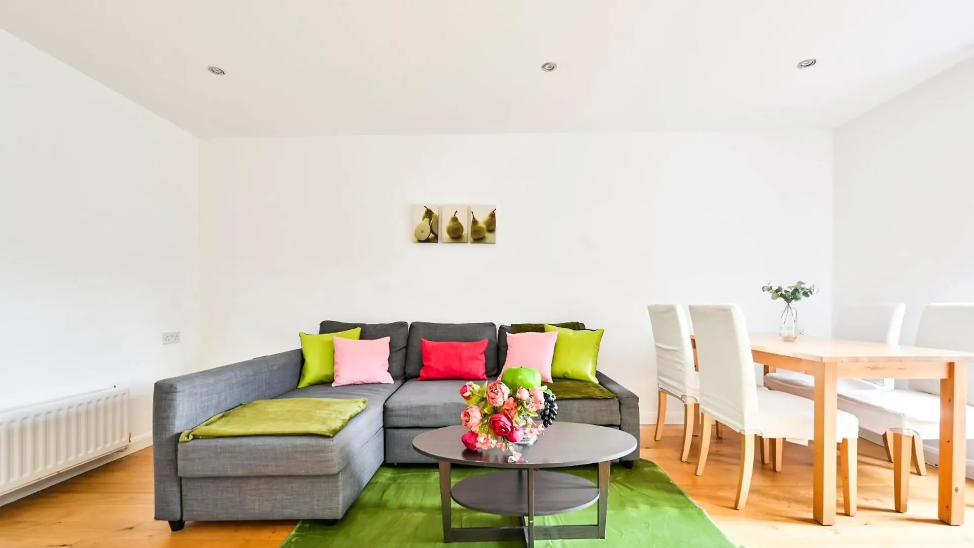 Апартаменты Cozy Corner Near Tower Bridge Лондон